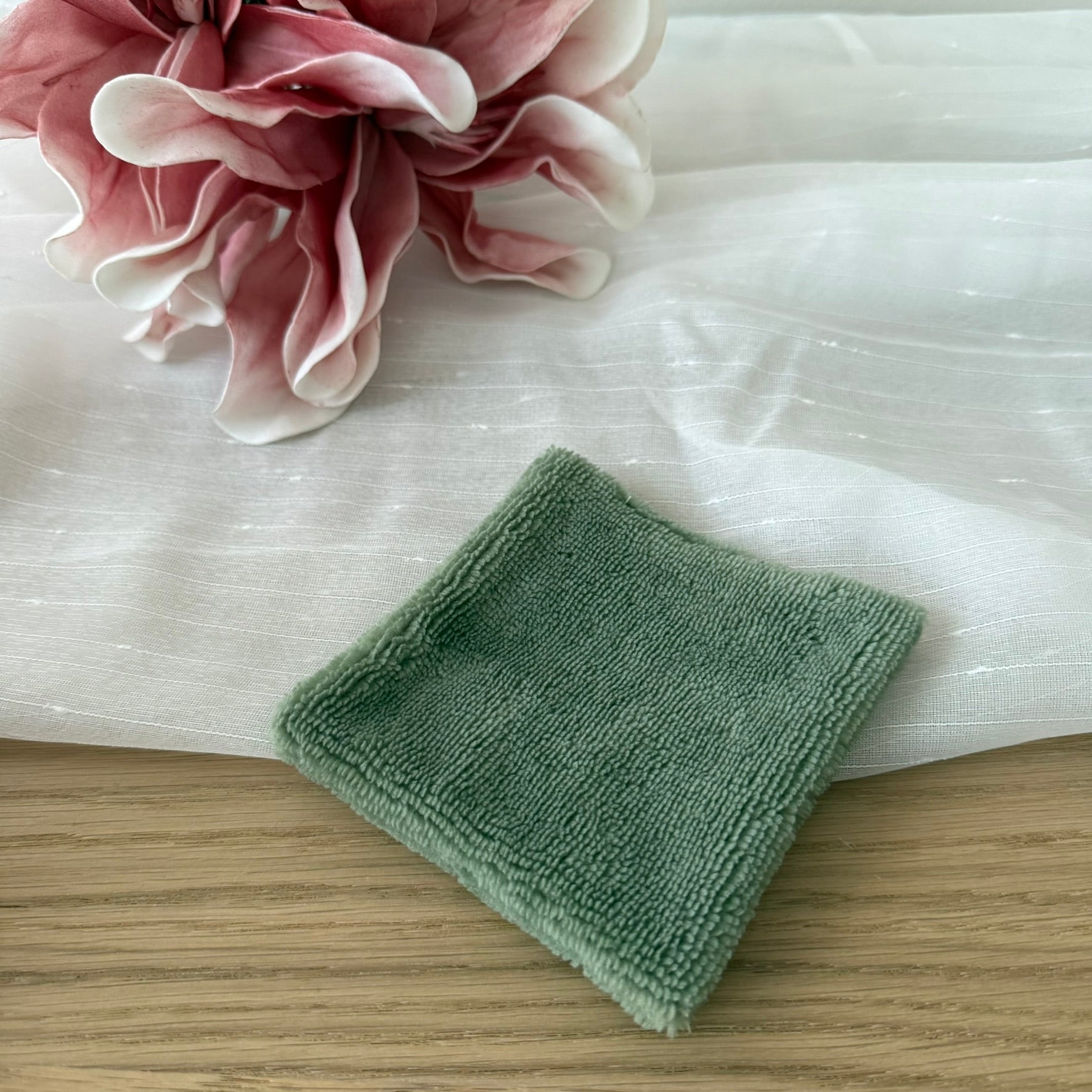 Lingettes démaquillantes lavables